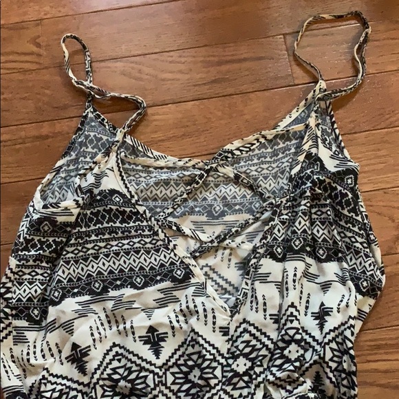 romper - Picture 2 of 3